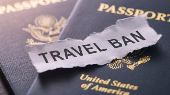 واشنطن: ترامب يوسع حظر السفر إلى أميركا.. ليشمل أكثر من 30 دولة