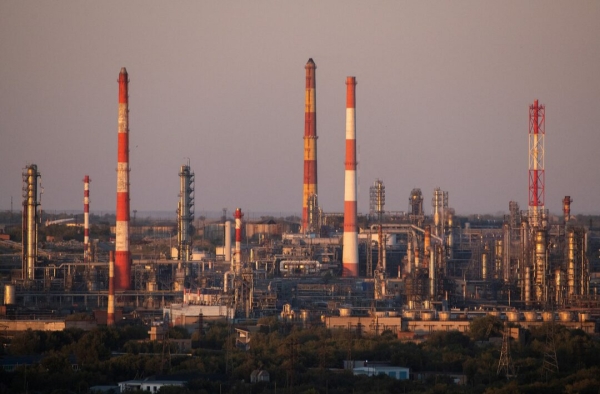 بكين: تراجع واردات الصين النفطية من روسيا وماليزيا في نوفمبر وارتفاعها من الكويت