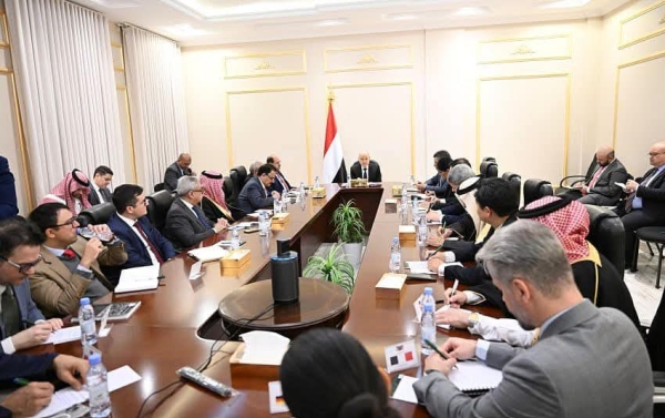 اليمن: العليمي يحذر من مخاطر السلطات الموازية ويدعو لموقف دولي موحد داخل مجلس الأمن