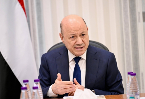 اليمن: رئيس مجلس القيادة يشيد باستعادة الأمن في حضرموت والمهرة
