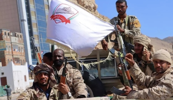 إطار: ألوية العمالقة ودرع الوطن.. ما هما أكبر قوتين عسكريتين في جنوب اليمن حاليا؟