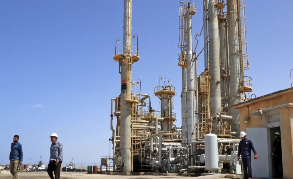 اقتصاد: النفط يصعد لليوم الثالث مع تصاعد مخاوف ضربة أميركية ضد إيران