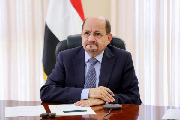 اليمن: الزنداني يقول إن حكومته تمضي لتوحيد القرار السياسي والعسكري وتدشين إصلاحات اقتصادية