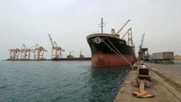 اليمن: انخفاض واردات الوقود والغذاء إلى موانئ الحوثيين بنسبة 15% العام الماضي