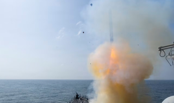 طهران: الجيش الإيراني ينفي إطلاق صاروخ صوب تركيا: 