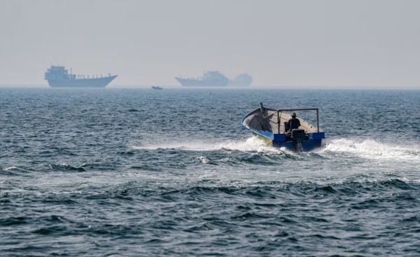 لندن: استهداف سفينة ثالثة بالقرب من مضيق هرمز الأربعاء