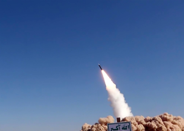 طهران: إيران تلوح بتفعيل جبهات جديدة والمخاوف تتصاعد بشأن دور الحوثيين