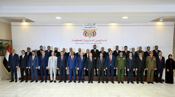 تحليل: بين الانقسامات الداخلية وضغوط الحرب.. هل تصمد الحكومة اليمنية الجديدة؟