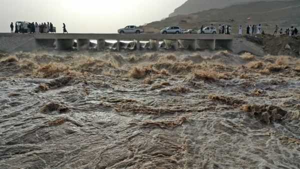 اليمن: الأرصاد يحذر من منخفض جوي وأمطار رعدية غزيرة على عدة محافظات