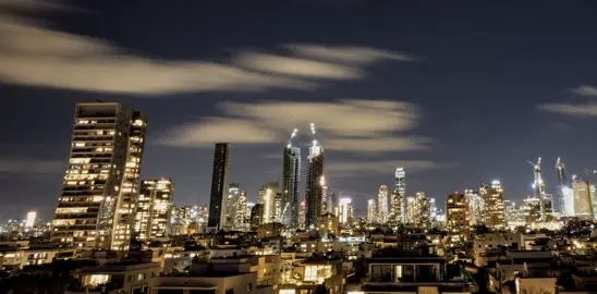 القدس: اعتراض مسيّرة في إيلات.. وتهديد إسرائيلي بالرد على الحوثيين