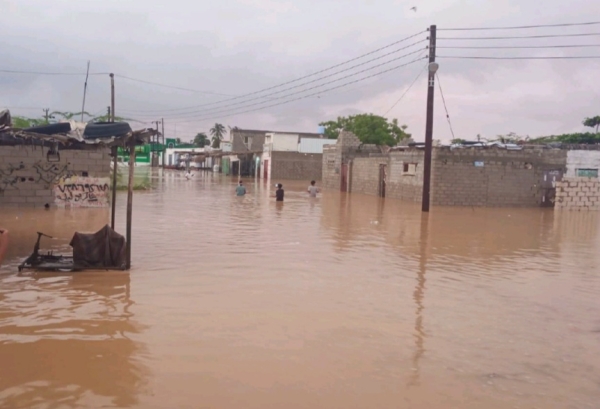 جنيف: مقتل وإصابة 77 شخصاً وتضرر نحو 12 ألف أسرة جراء الفيضانات في اليمن