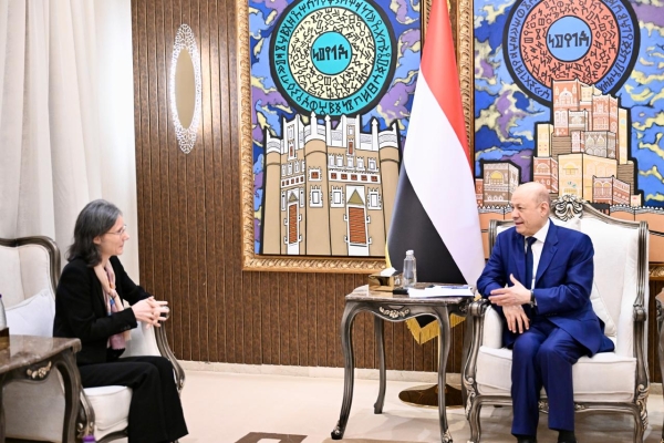 اليمن: الرئيس العليمي يحذر من 