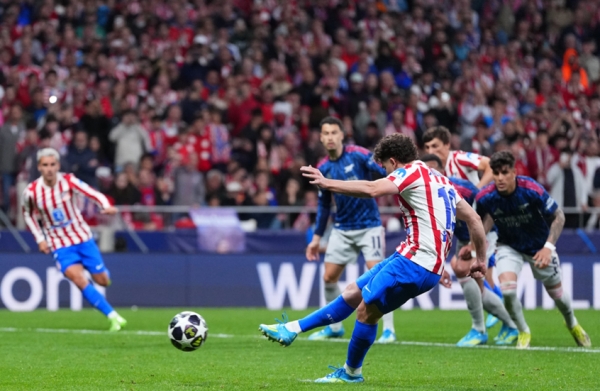 رياضة: أتلتيكو مدريد وأرسنال يفترقان على التعادل في ذهاب نصف نهائي دوري الأبطال