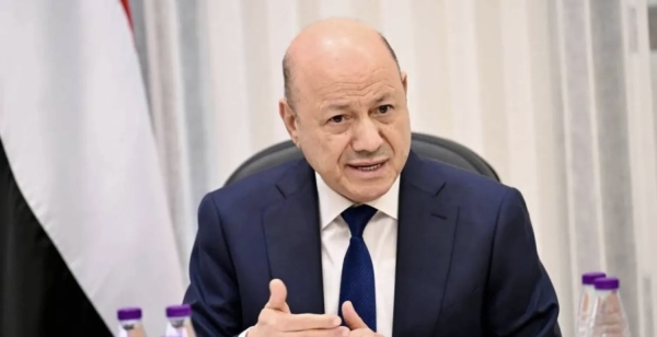 اليمن: العليمي يشيد بصمود العمال في مواجهة التداعيات الاقتصادية للحرب