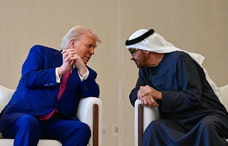 تحليل: إيران تتبنى مقاربات متباينة تجاه الدول العربية في الخليج الفارسي في مرحلة ما بعد الحرب