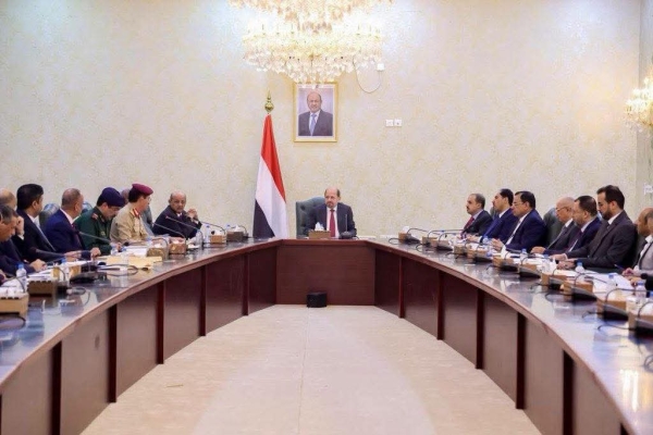 اليمن: الحكومة تحرر سعر الدولار الجمركي بأكثر من 100% لمواجهة تراجع الإيرادات