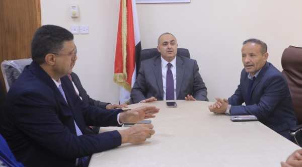 اليمن: لجنة مالية تبحث في مأرب إغلاق الحسابات الحكومية واستكمال الربط الشبكي