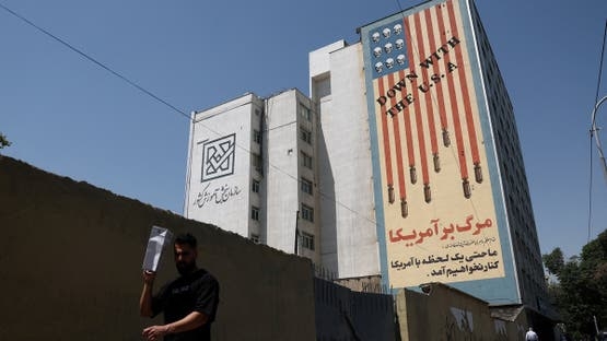 واشنطن: محادثات جديدة مع أميركا بعد 9 يوليو.. وطهران تتمسك بهرمز