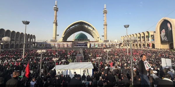 طهران: إيران تبدأ رسميا مراسم تشييع خامنئي