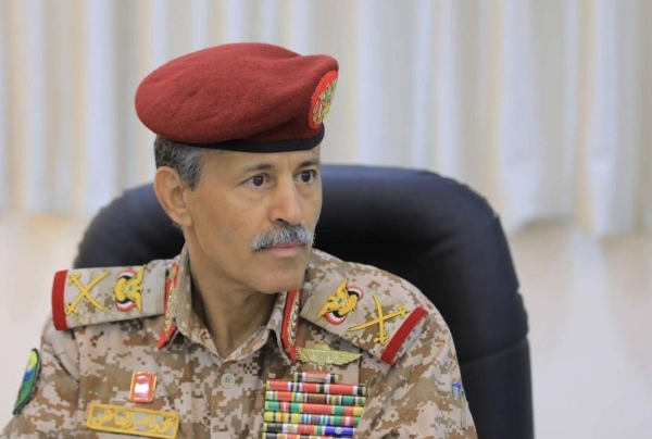 اليمن: وزير دفاع الحوثيين يهدد السعودية بخيارات عسكرية ويعلن رفع الجاهزية القتالية