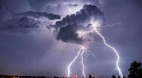 اليمن: وفاة أربع نساء وإصابة أكثر من 10 أخريات إثر صاعقة رعدية في عمران