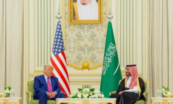 الرياض: ولي العهد السعودي وترامب يبحثان هاتفياً تطورات المنطقة ويؤكدان أهمية التهدئة والحلول الدبلوماسية