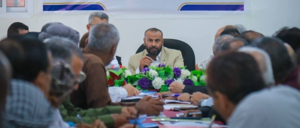 اليمن: محافظ الضالع يوقف أربعة من مدراء المكاتب التنفيذية ويلغي قرارات تكليف الوكلاء الصادرة عن سلفه