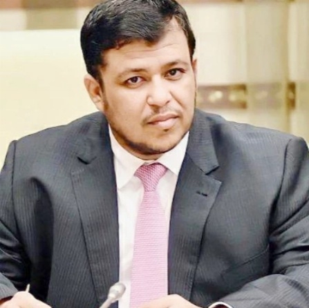اليمن: العليمي يقول ان القوات اليمنية في أعلى جاهزيتها لاستعادة الدولة وصنعاء