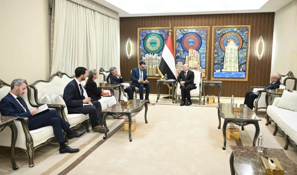 اليمن: العليمي ..