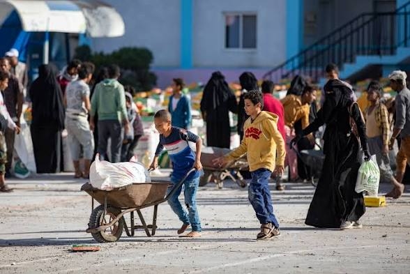 اليمن: أكثر من 10 ملايين شخص حصلوا على المساعدات الإنسانية وخدمات الحماية منذ بداية العام