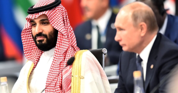 تحليل: لعبة روسيا المزدوجة في اليمن .. دعم السعودية مع التقارب في الوقت نفسه مع الحوثيين
