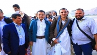 القاهرة: وصول الصحفيين اليمنيين الخمسة المفرج عنهم من سجون الحوثيين الى القاهرة لتلقي العلاج