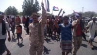 اليمن: المئات من المحتجين الموالين للانتقالي الجنوبي يتظاهرون في مدينة الحوطة عاصمة محافظة لحج للمطالبة بإقالة المحافظ احمد تركي