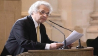 باريس: الروائي أمين معلوف يفوز بجائزة دولية جديدة