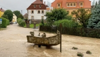 "فيضانات القرن" في أوروبا تقتل 191 شخصاً وميركل تصفها بأنها "تفوق التصور"