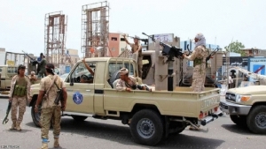 اليمن: مقتل عنصر من الانتقالي الجنوبي واصابة اخرين بعمليات دهم واشتباكات في مدينة عدن