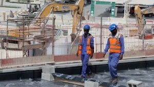 العفو الدولية: "الدوحة تتقاعس" بالتحقيق في وفاة آلاف العمال الأجانب