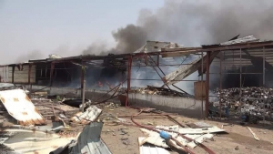 الرياض: الحكومة اليمنية تقول ان هجوم الحوثيين على ميناء المخا احدث دمارا هائلا