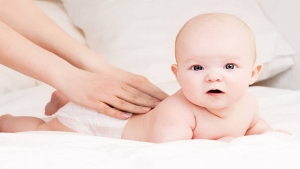 فوائد صحية لتدليك الأطفال حديثي الولادة