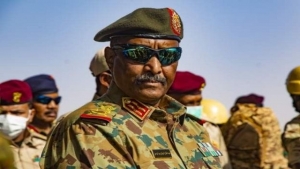 تحليل:حكام السودان العسكريون يستعينون بمسؤولين من عهد البشير لإحكام قبضتهم