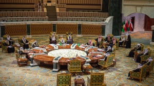 الرياض: القمة الخليجية تؤكد "الحق المشروع" للتعامل مع التهديد الحوثي