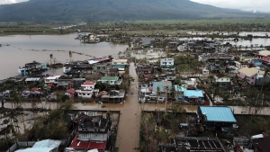 الفلبين: 375 قتيلا بإعصار مدمر