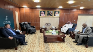 الرياض: السفير السعودي يجري مشاورات مع قيادات في حزب الاصلاح لدعم الجهود الحكومية في اليمن