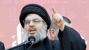 بيروت: زعيم حزب الله يشن هجوما لفظيا على العاهل السعودي