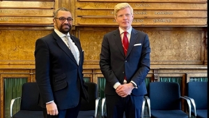 لندن: المبعوث الأممي إلى اليمن يطلب دعما بريطانيا لخفض التصعيد وانعاش عملية السلام