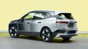 تكنولوجيا: سيارة تغيّر لونها مثل "الحرباء".. جديد BMW في سوق أشعلتها المنافسة