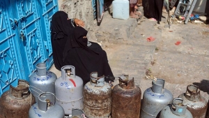 رويترز: اليمن يعتزم رفع إنتاجه من الغاز المنزلي والبترول المحسن مع نهاية الشهر الجاري