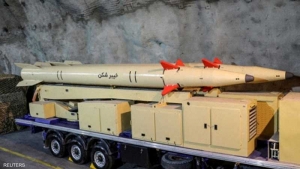 طهران: الحرس الثوري الإيراني يكشف عن صاروخ بإمكانه بلوغ إسرائيل