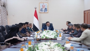 اليمن يقرر خفض قيود السفر مع انحسار الاصابات بكورونا