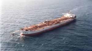 نيويورك: الامم المتحدة تؤكد"اتفاقا مبدئيا" لنقل حمولة الناقلة النفطية "صافر" إلى سفينة أخرى